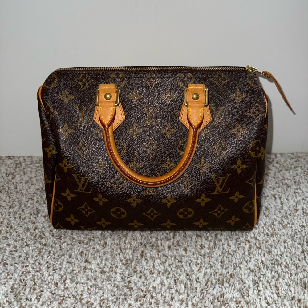Louis Vuitton Speedy 25